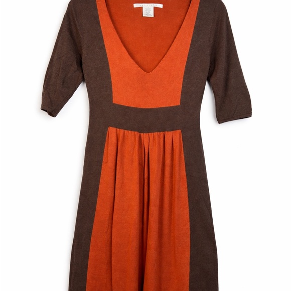 Max Studio Dresses & Skirts - Elegant Brown and Orange V-Neck Dress